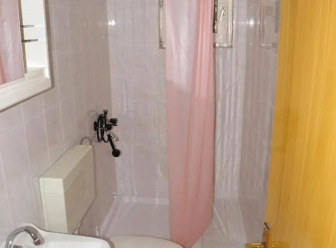 Apartments Lopar * Lopar