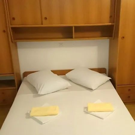 Apartments Lopar Διαμέρισμα Lopar