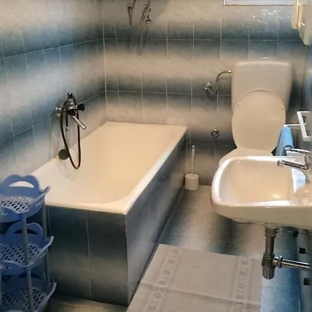 아파트 Apartments Lopar 로파르