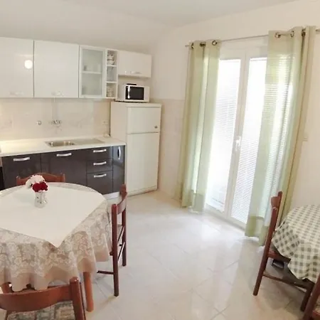 Apartments Lopar 아파트 로파르