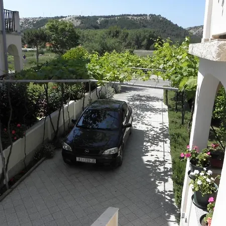 Apartments Lopar * 로파르