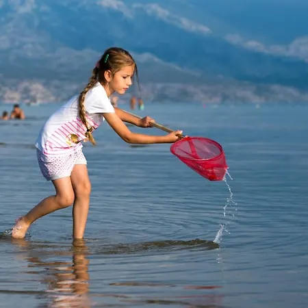 Apartments Lopar 아파트 *