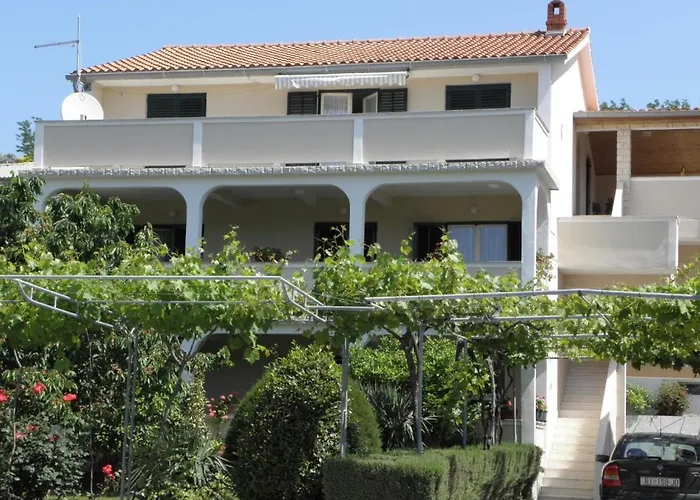 Apartments Lopar Апартаменты