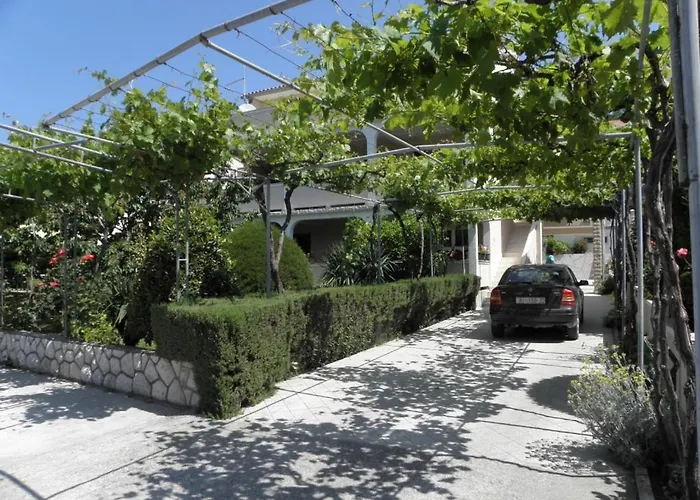 Apartments Lopar * Лопар