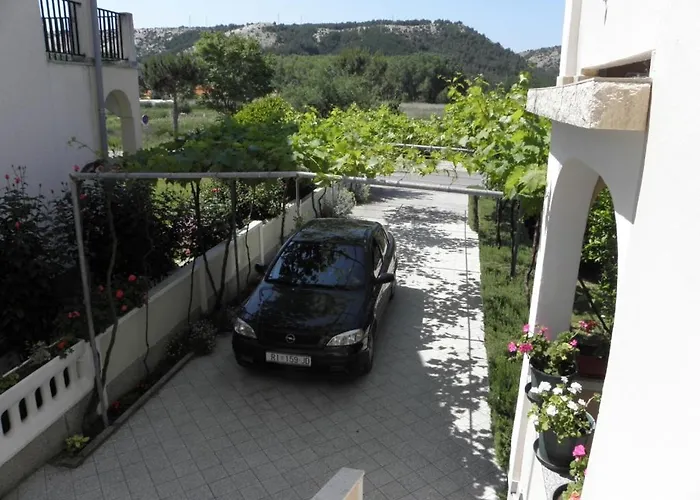 Apartments Lopar * Лопар